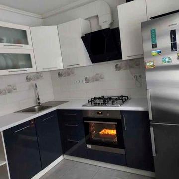 2х кімнатна на Виставці біля Електроніки, 3й поверх, 50м2, Капремонт!