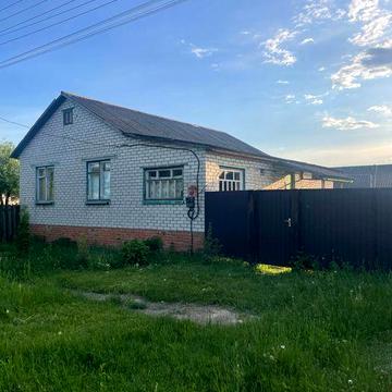Продаж будинку з ділянкою
