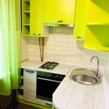 Продам 1-кімн кв з ремонтом біля м. Харківська Київ – ідеально для комфортного життя!