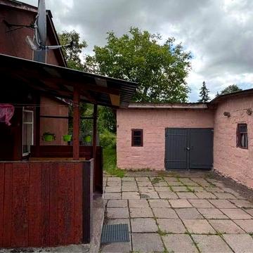Продається 1/2  частина будинку в районі хлібзаводу