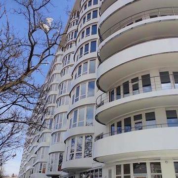 Продам 3 кімнатну в ЖК "Море" на середньому поверхі тераса 10кв.м газ АОГВ (035-560 ЖК «Море»