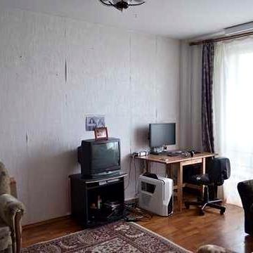 продам квартиру.район  саксаганский
