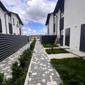Продам кутовий таунхауз 36м2 с.Белогородка (Київська обл)