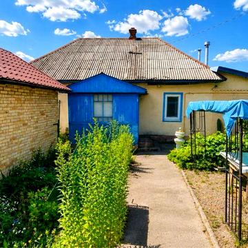 Продаж затишного будинку.