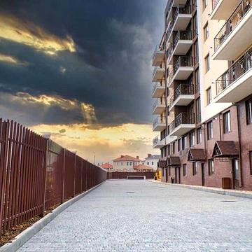 2-кімнатна квартира 77,5 м² з АОГВ. 709$/кв.м. Будинок зданий та заселений.