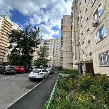 3-кім Бровари вул.Олімпійська 10 район Торгмаш