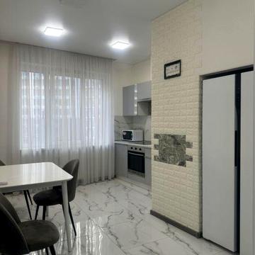 Долгосрочно Каманина  62м  2х комнатную собственник