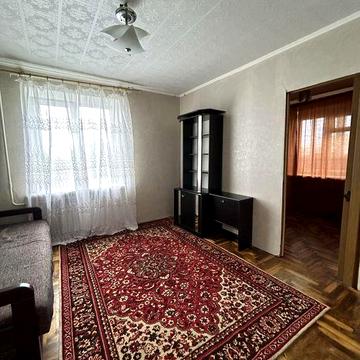 Здам 1-2х кімн кв Лобоновського, (полуторка), площа 38 кв2, неподолік Стадіону Славутич, поверх 6/12