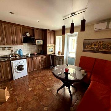 Сдается 2ком кв Корабельный р-н пр.Богоявленский 325