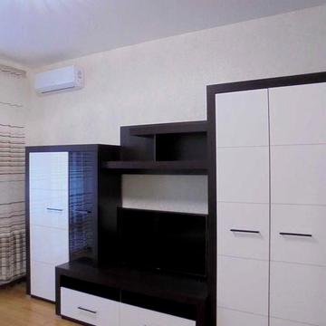 Продаж 2к квартири на просп. Леоніда Каденюка 18