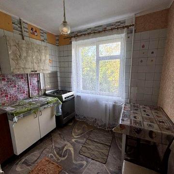 Сдам 2 комнатную квартиру на  Алмазном
