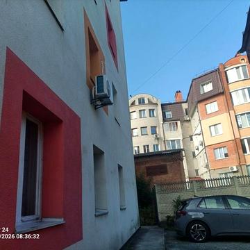 Продаж  2 к квартира центр