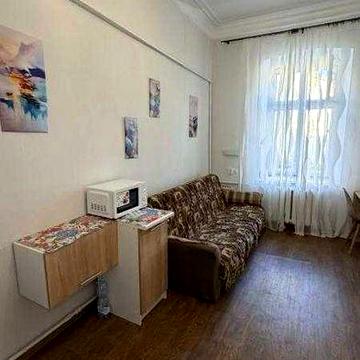 Продаж кімнати в комунальній квартирі в центрі Одеси, вул. Тираспольська, 15,5 м², новий ремонт