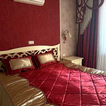 Продам 3 кімнатну квартиру в Центрі  від власника