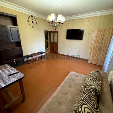 3 кімнатна квартира Олександрівський район