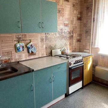 Сдам однокомнатную квартиру м.Холодная Гора.