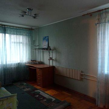 Продам Недорого Реальную  2 к на Салтовке в жилом состоянии с мебелью