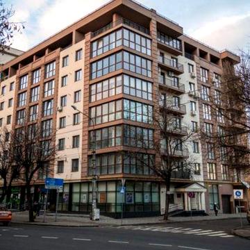 Простора 3 к квартира в центрі міста в якісному ЖК