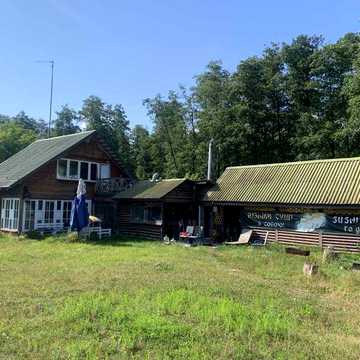 Сдам В с Лесове,дом 220м помесячно ,баня,карп чан,Вайфай.3санузла.