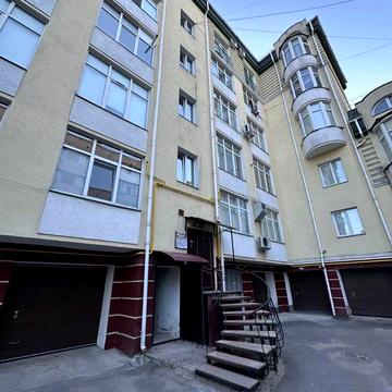 Продаж 2-рівневої 3-кімнатної квартири потвул. Новий Світ