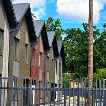 Таунхаус в центрі Бучі, газове опалення. єОселя|Розстрочка