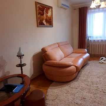 Оренда 1кв Срібнокільська вул метро Осокорки