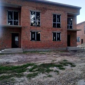 Продаж котеджу в Конопниці