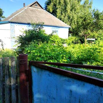 Продаж ч) будинку в селі Озерна.