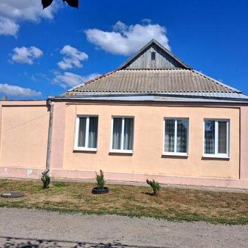Здам будинок зі зручностями