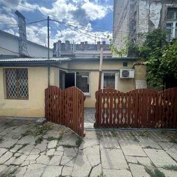 Продам 1-кімнатну квартиру на Молдованці