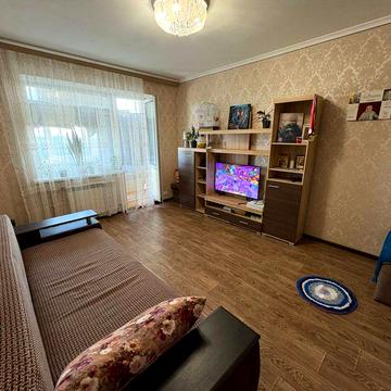 Продам 2к квартиру з ремонтом на Металургів