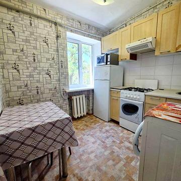 Здам 1-к квартиру, 12-й квартал (район ТРЦ «Терра»)