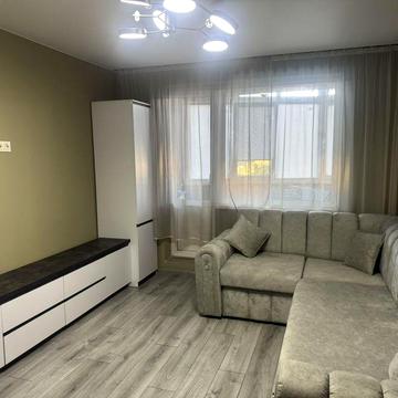 Терміново здаєтсься 2 кім кВ, перша здача вул. Минайська , центр!!