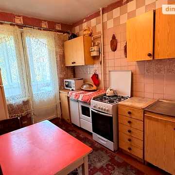 Продаж 3к Квартира Солом’янська (Толстого) вулиця