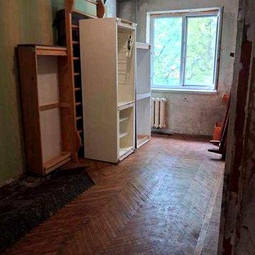 Продам 3-х кімнатну квартиру Бульвар Жасміновий.