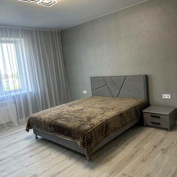 Здам 2 к. Квартиру 77 квадратів