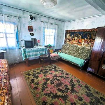 Будинок прямо під лісом усього за 50 км від Києва! Заходь та живи!