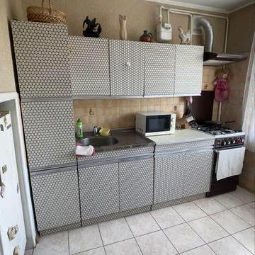 Здається  3-х кімнатна квартира, Супутник