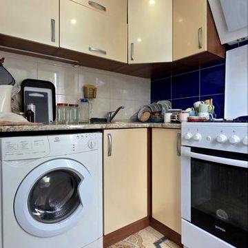 Продам двокімнатну квартиру р-н Алмазний