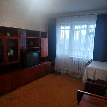 Продам 2х кімнатну квартиру  по вул  Генерала Безручка