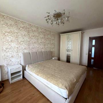 Сдам 3 ком кв метро «Ботанічний сад