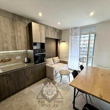 Оренда СУЧАСНОЇ кв 47m² ЖК "AVALON" Чорновола / Замарстинівська. Є БАЛКОН та ГАРДЕРОБ. До центру 10 хв ходьби