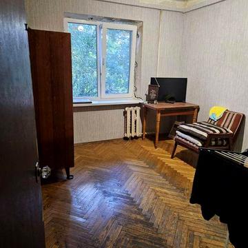 Продаж 3 кімн квартира Святошинский рн, Жуля Верна 13