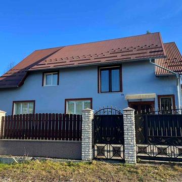 Продаж будинку в центрі Ясіня