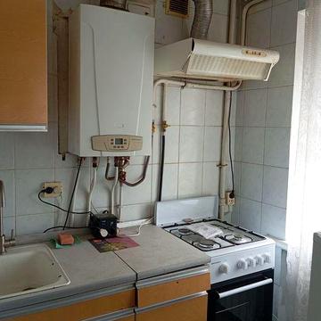 Продам 2х кімнатну квартиру,Центр,з автономним опаленням