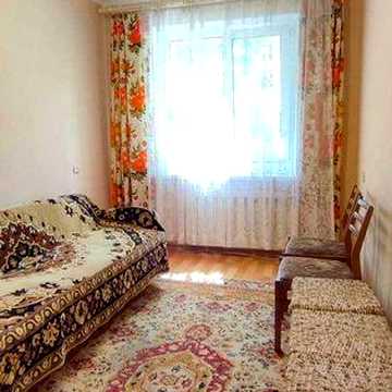Продам 2к квартиру на ж/м Покровский-Кр.Камень-Парус.