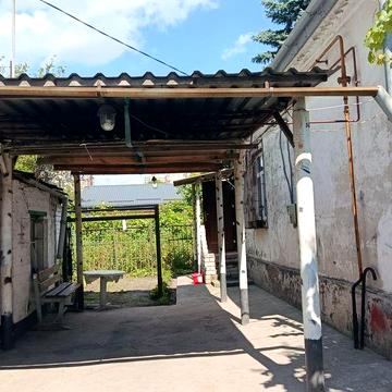 Продам частину будинку/пр.Слобожанський/ зупинка АНД Загс