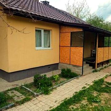 Нова дача в Забірї, біля лісу. Власник.