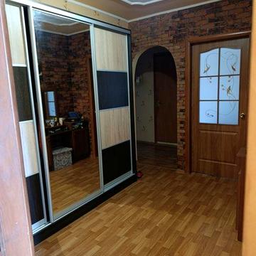 Продам трьохкімнату квартиру від власника