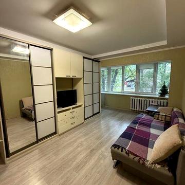 Продаж затишної 1-кімнатної квартири, вул. Зодчих, 34, Київ
